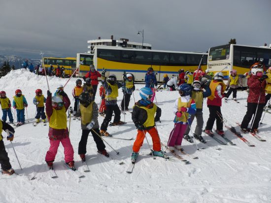 Séance photo pour les enfants du ski du mercredi.